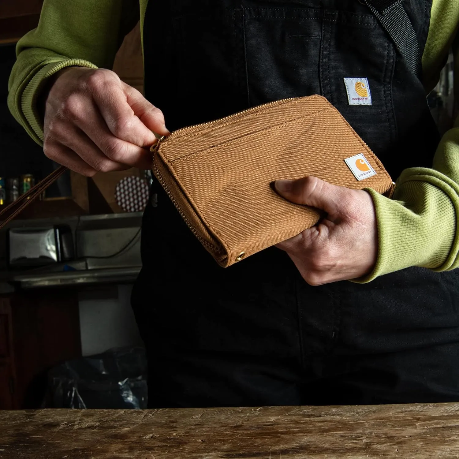 Carhartt Casual Canvas Lay Flat Clutch Wallets for Women