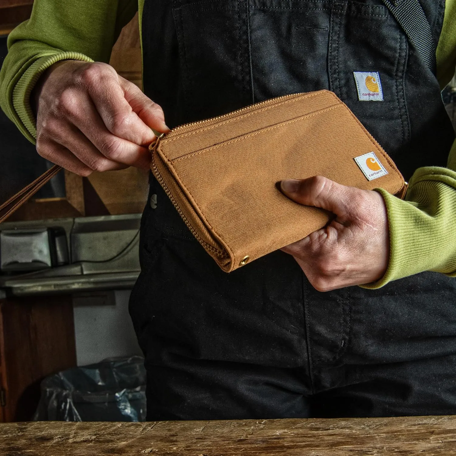 Carhartt Casual Canvas Lay Flat Clutch Wallets for Women