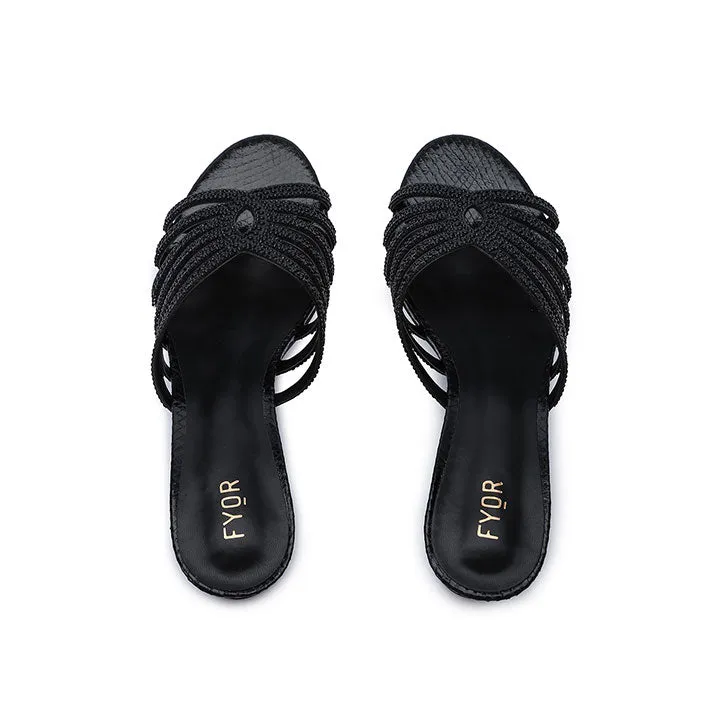 Crystal Pointed Mule HL 235