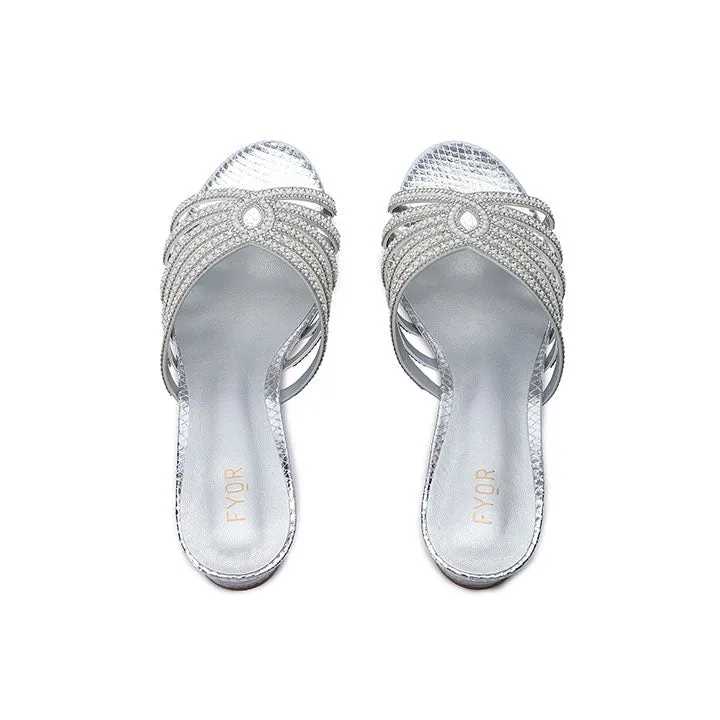 Crystal Pointed Mule HL 235