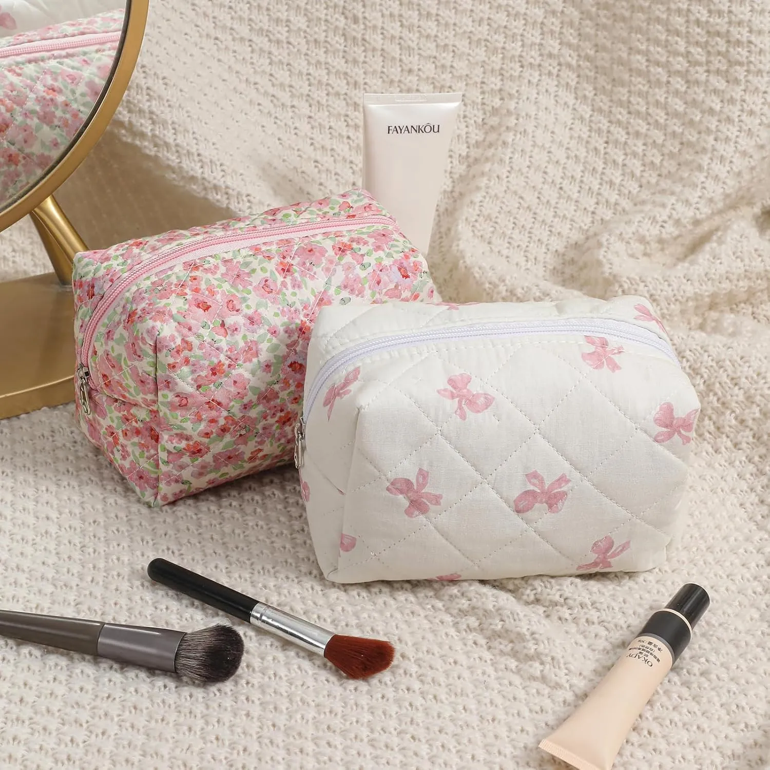 Cute Small Makeup Bag,Quilted Floral Cotton Cosmetic Pencil Pouch, Quilted Flowers Pencil Case with Zipper, Kawaii Travel Toiletry Bags for Purse(12White Pink Bow)