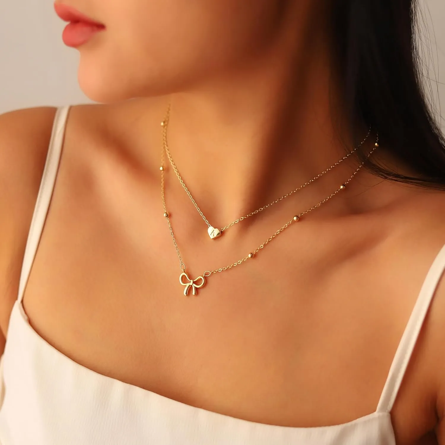 Initial Necklaces for Women, 18k Gold Plated Bow Necklace Dainty Letter Necklace Charm Personalized A-Z Pendant Choker Necklace Dainty Letter Name Choker Necklaces Gold Jewelry Necklace for Women Gifts
