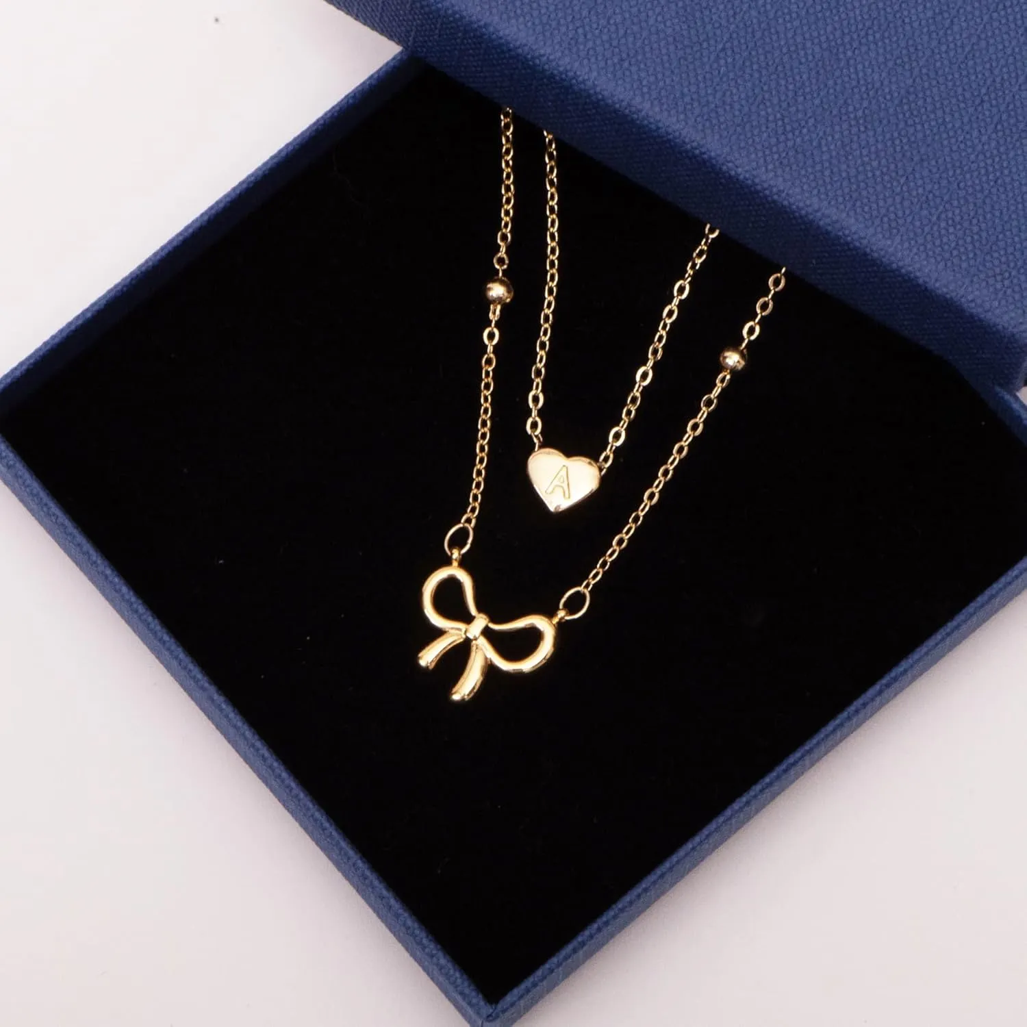 Initial Necklaces for Women, 18k Gold Plated Bow Necklace Dainty Letter Necklace Charm Personalized A-Z Pendant Choker Necklace Dainty Letter Name Choker Necklaces Gold Jewelry Necklace for Women Gifts