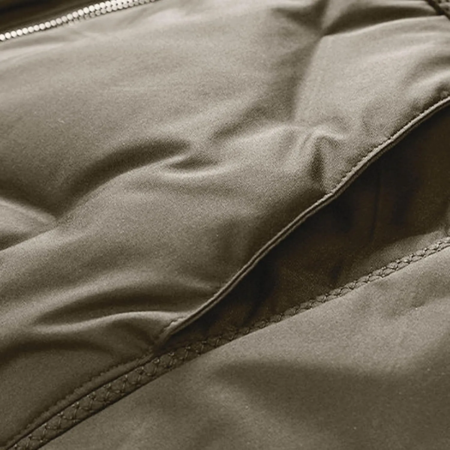 Men's Lightweight Soft Shell Jacket Winter Warm Casual Varsity Bomber Jacket Coat Trendy Long Sleeve Down Jackets