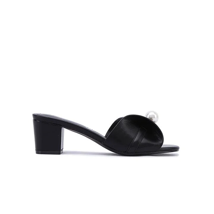 Pearl Bow Mule BB 67