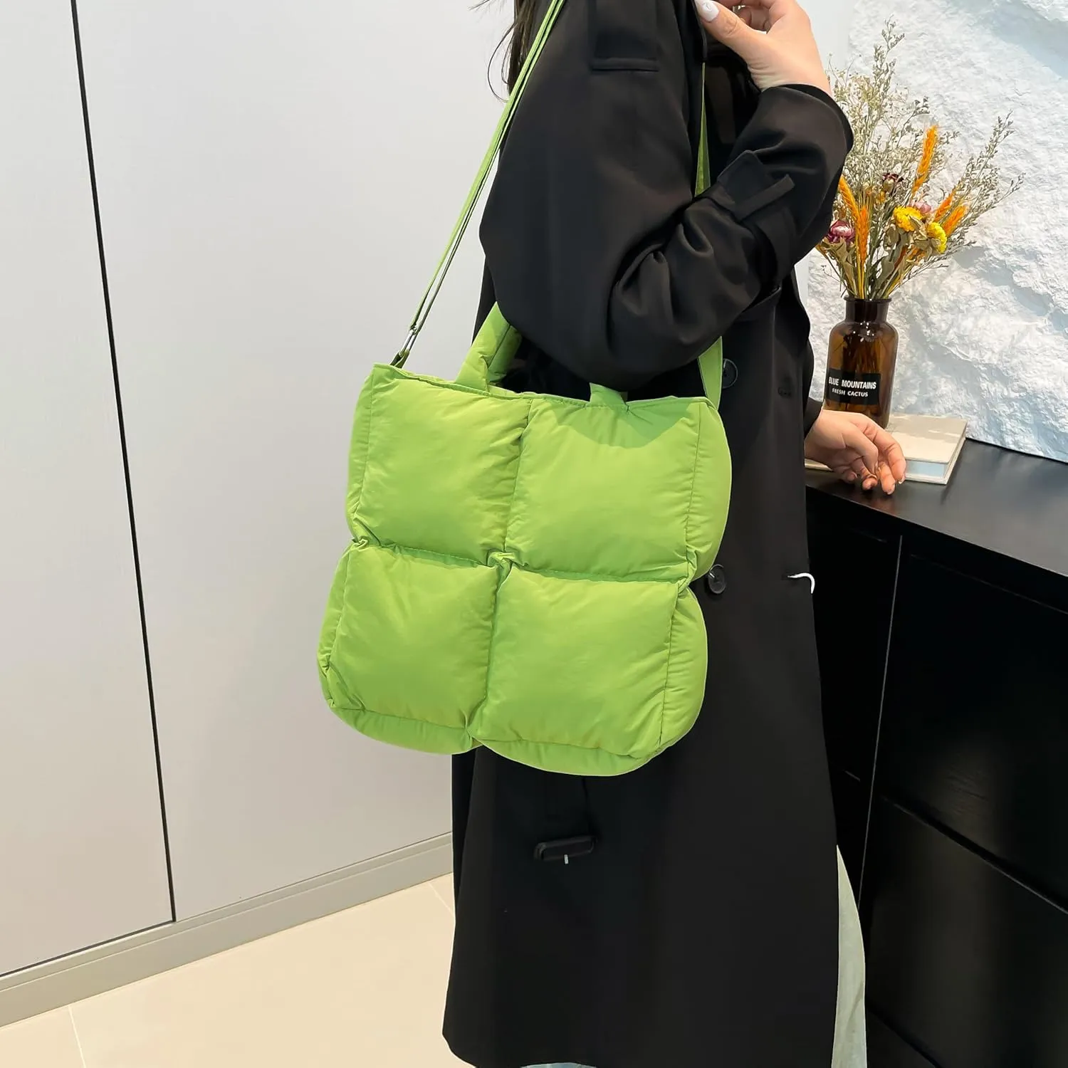 Puffer Tote Bag for Women, Small Quilted Puffy Handbag Cotton Padded Trendy Satchel Shoulder Crossbody Purse
