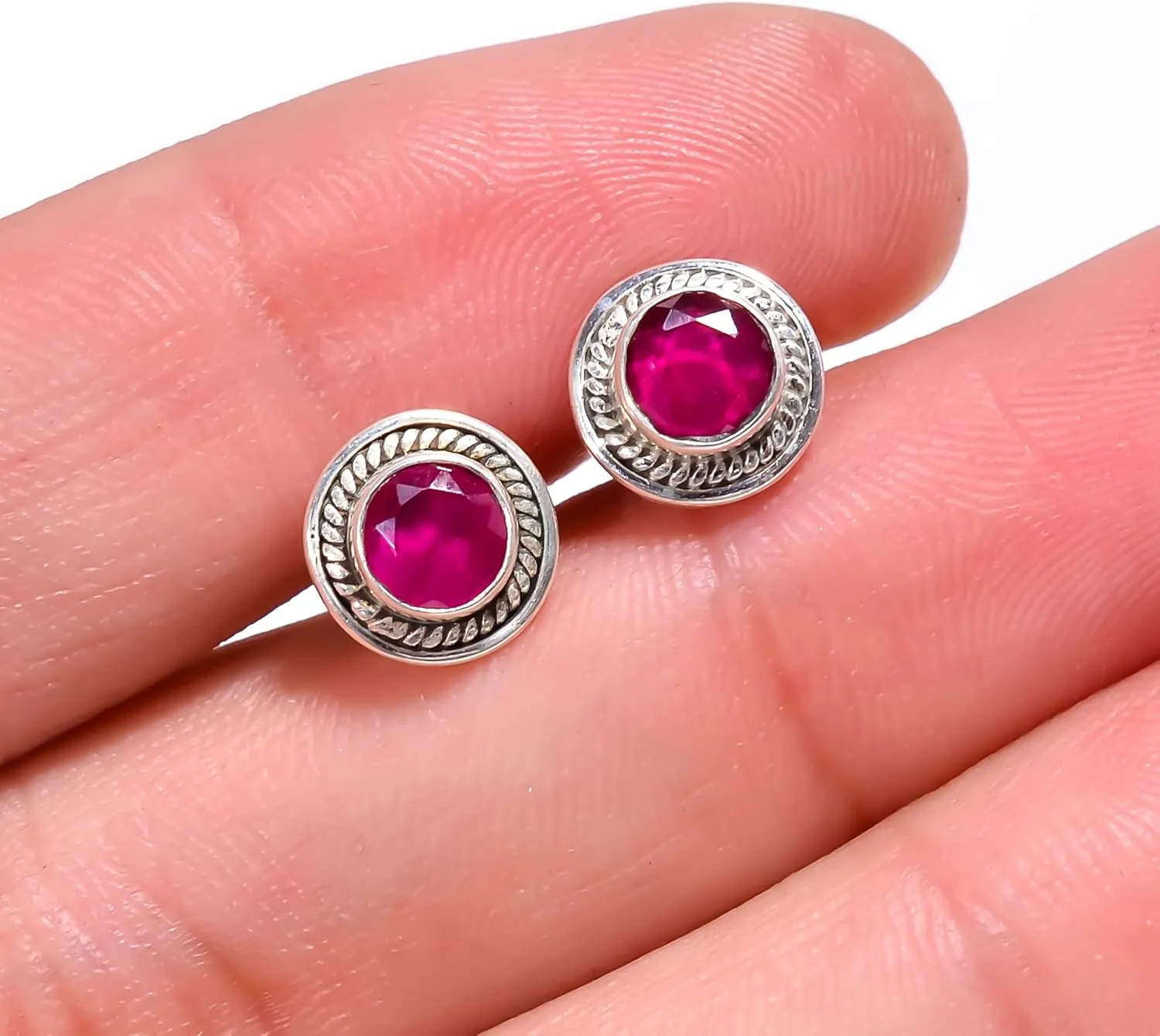 Studs earrings in 925 Sterling Silver, Girl Minimal Stud Jewellery for Office & Everyday Use, Unique Fine Stone Jewelry Gifts for Women - Girls