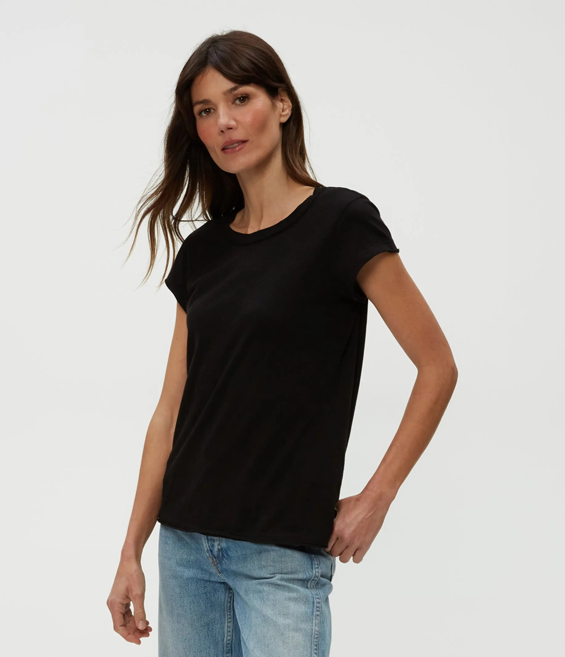 TRUDY SUPIMA TEE IN BLACK
