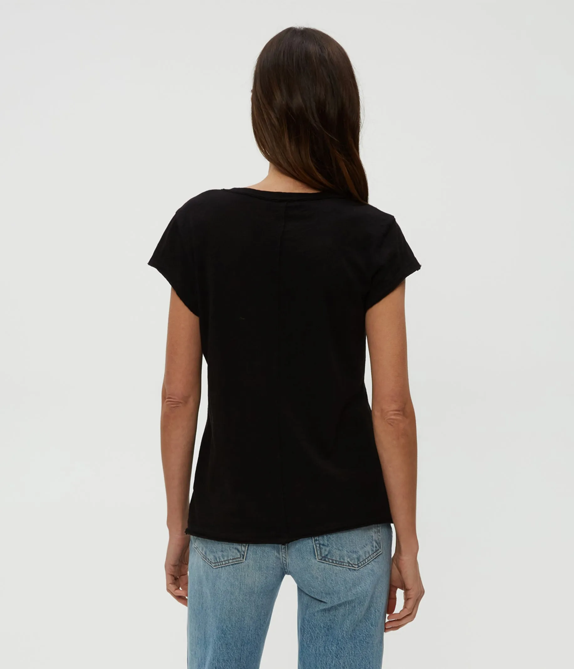 TRUDY SUPIMA TEE IN BLACK
