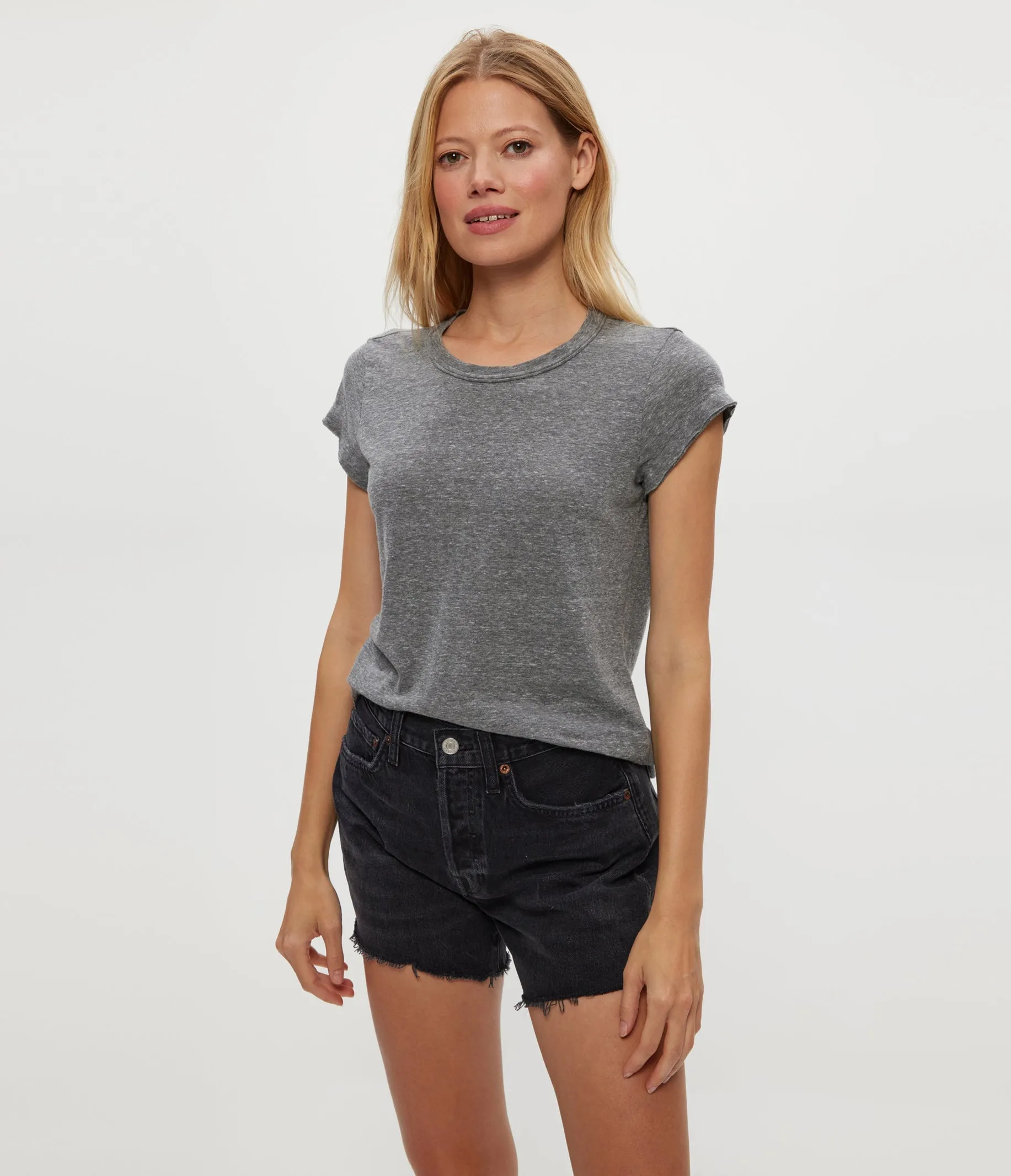 TRUDY SUPIMA TEE IN CHARCOAL