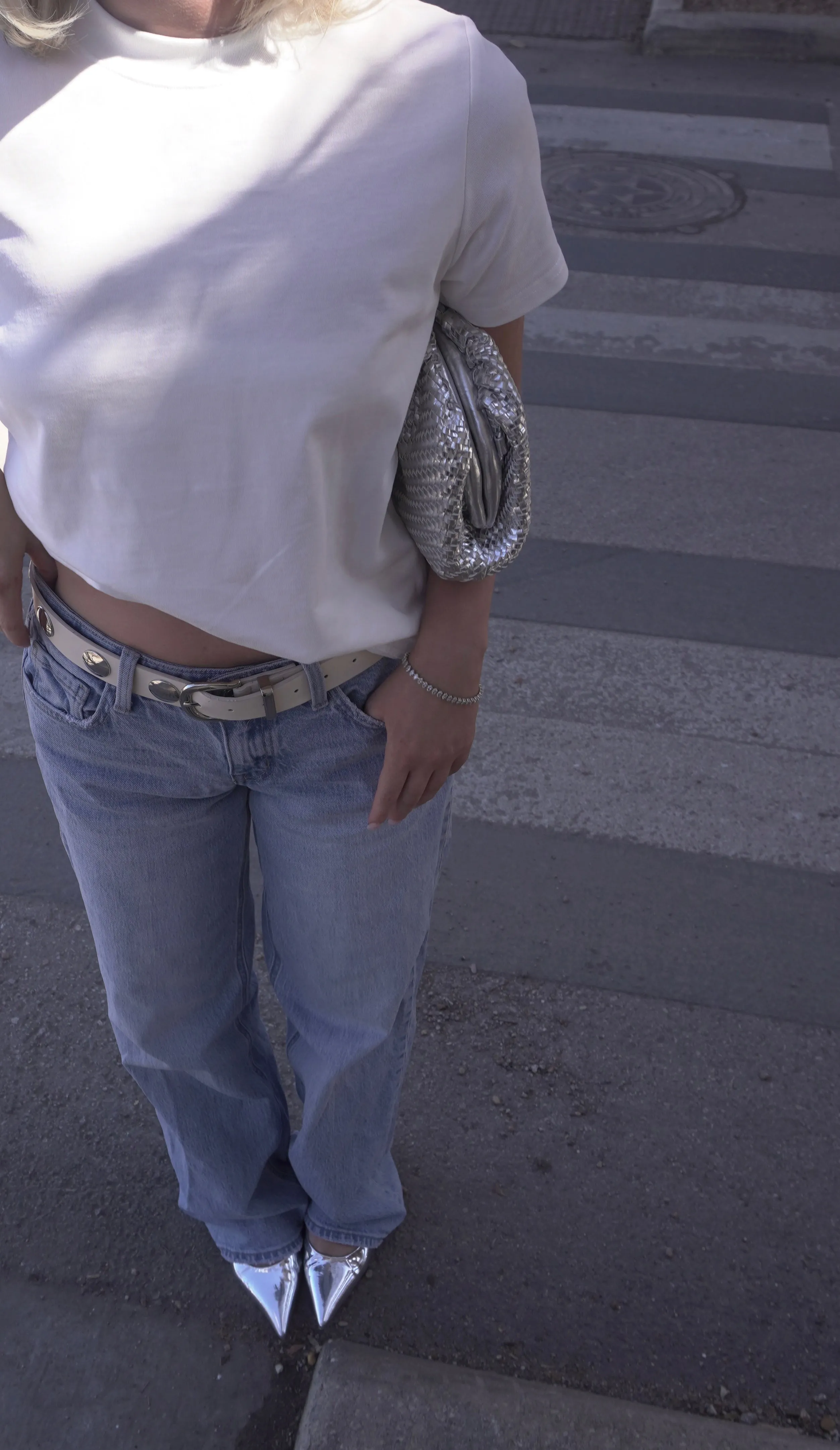 White t-shirt