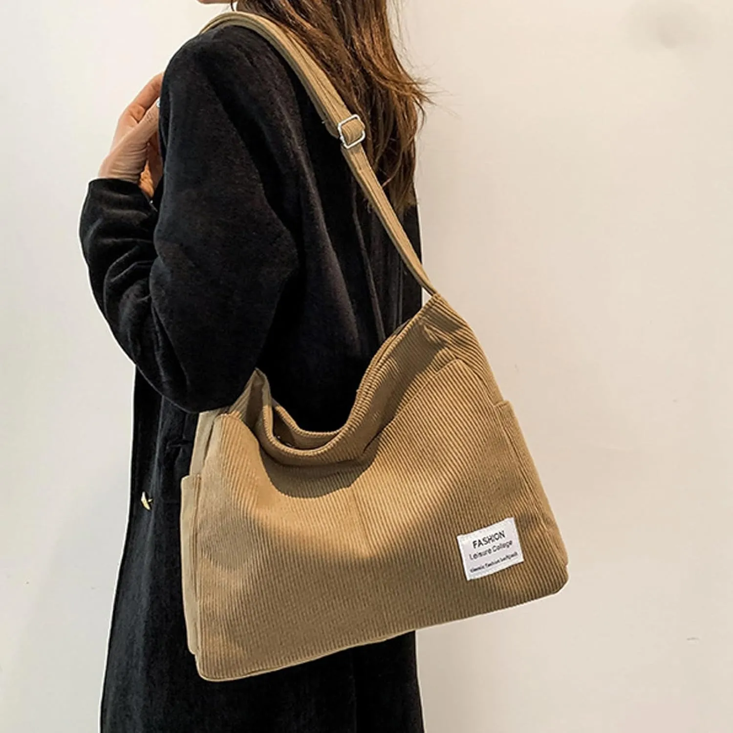 Women's Canvas Tote Bags with Zipper Beach Tote Shoulder Bags for Summer Vacation Cute Purse for Women Trendy(Khaki)